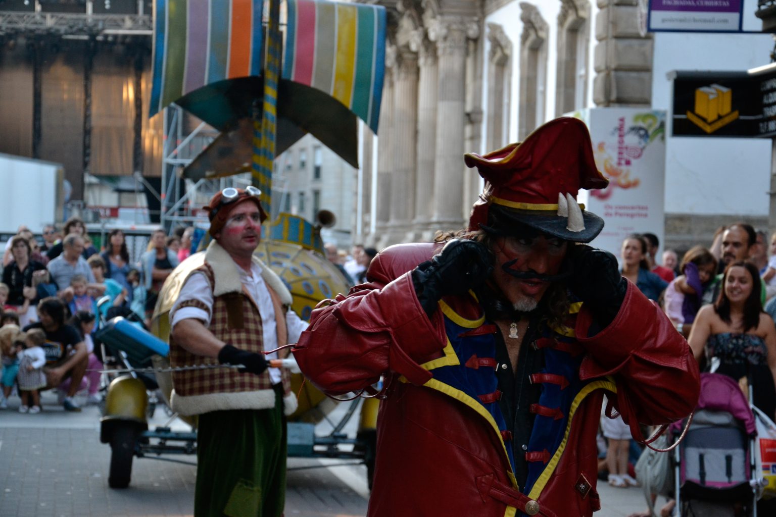 Rum-rum-Trasto-karts-Xip-Xap-teatre-Foto-2-alta.jpg